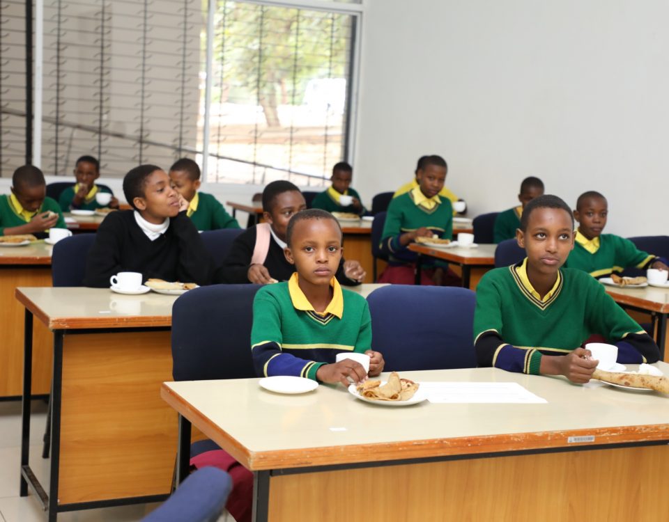 STEMi School girls